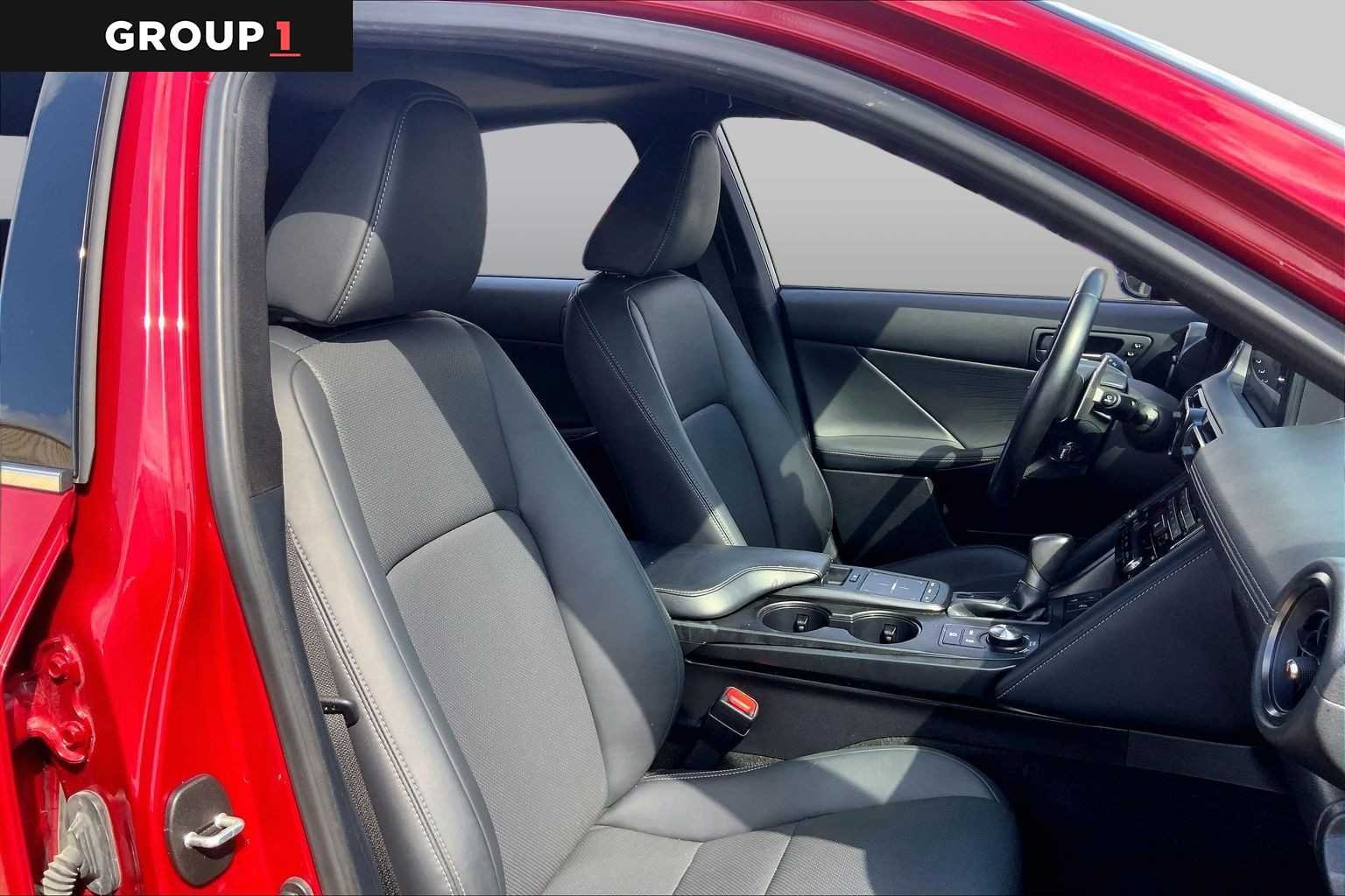 Used 2023 Matador Red Mica Lexus  image 17