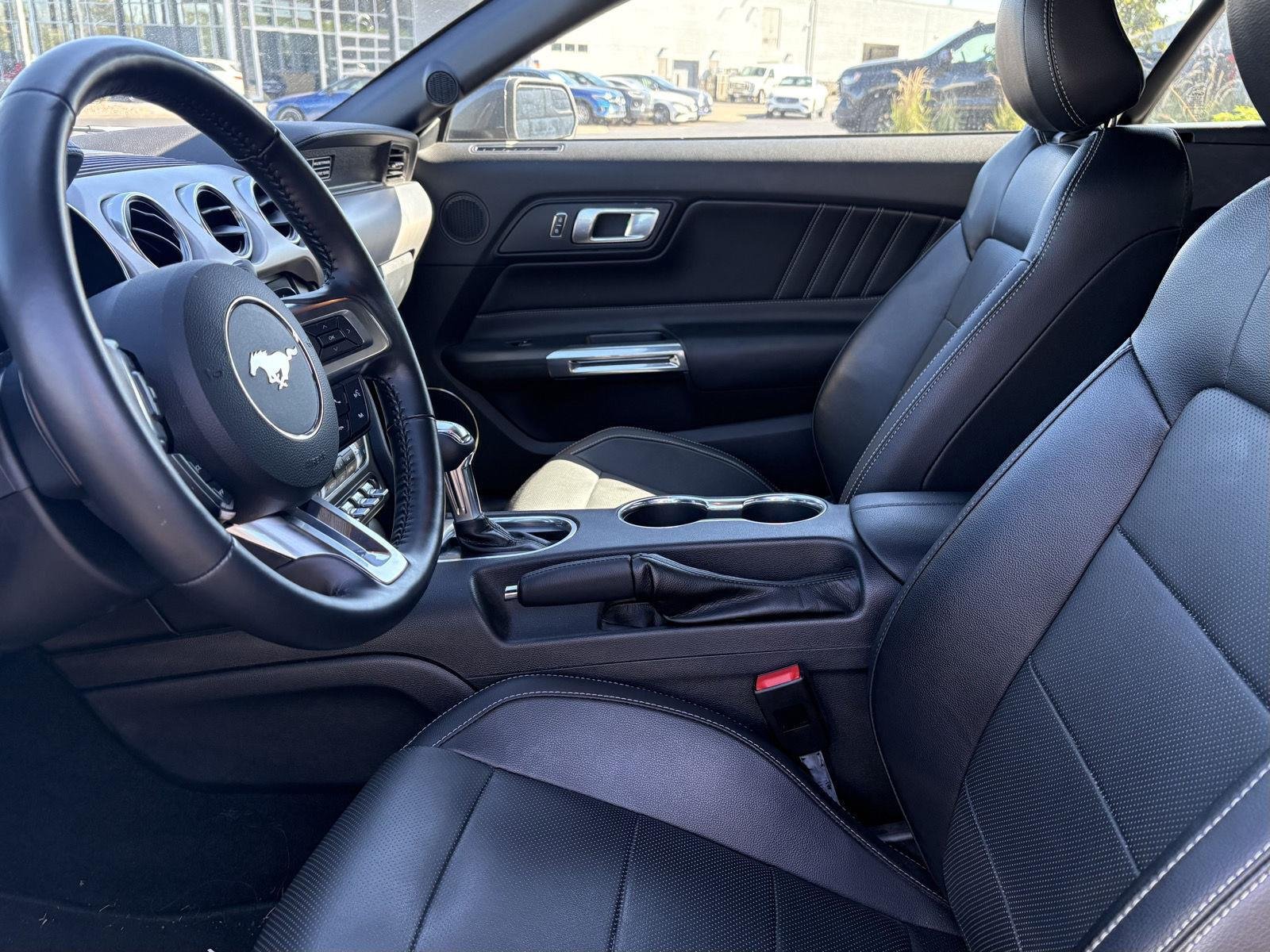 Used 2020 Magnetic Ford GT Premium image 8