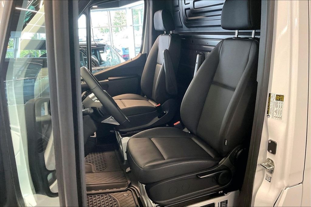 2026 Mercedes-Benz Sprinter Cargo Van Base - Photo 9