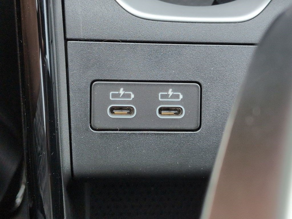 New 2027 Black Sapphire Metallic BMW xDrive28i image 23