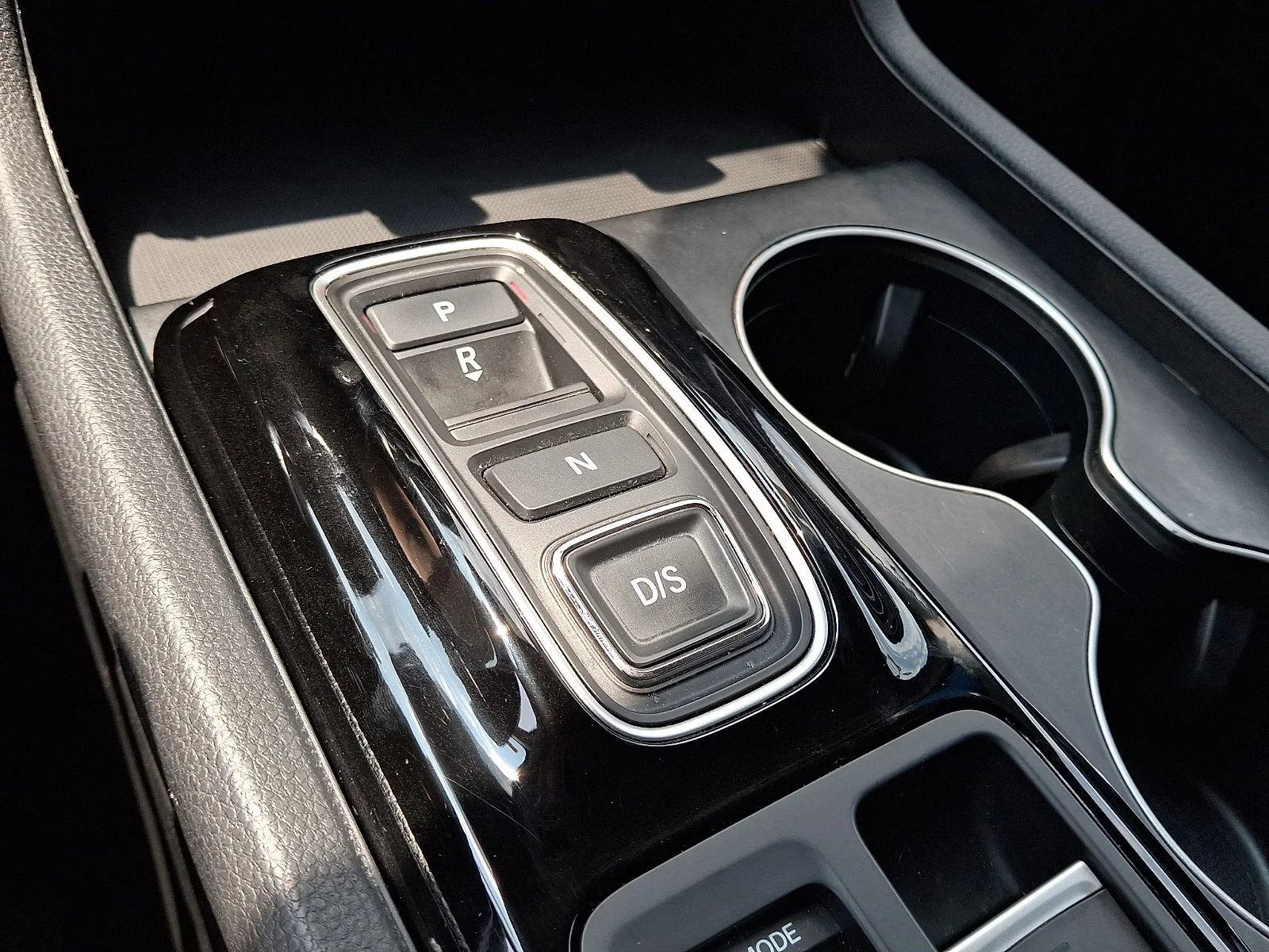 2023 Honda Pilot LX - Photo 44