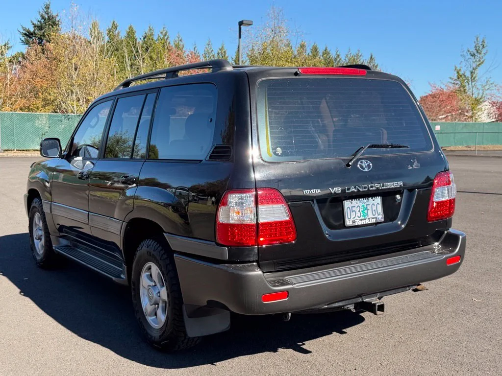 Used 2000 Black Toyota Base image 6