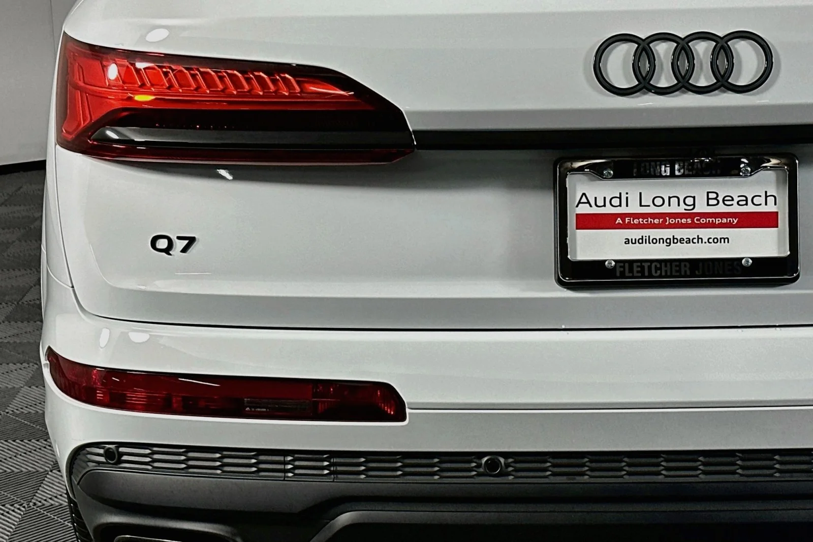 Used 2026 Glacier White Metallic Audi Premium image 20