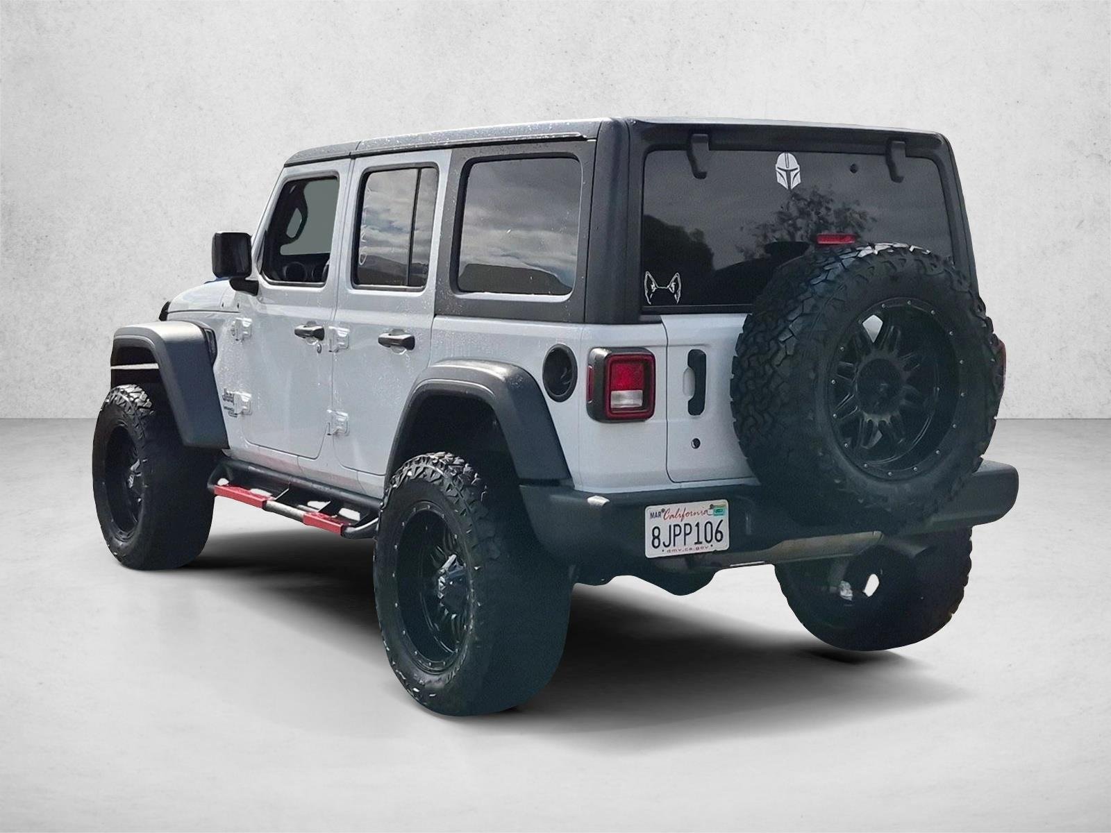 Used 2018 Bright White Clearcoat Jeep Sport S image 7