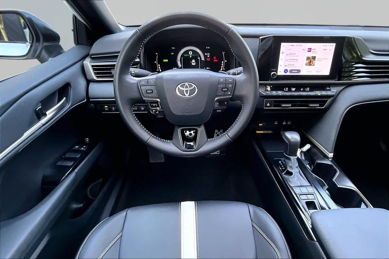 Certified Used 2025 Ice Cap Toyota SE image 6