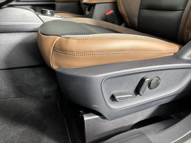New 2025 Velocity Blue Metallic Ford Outer Banks® image 14