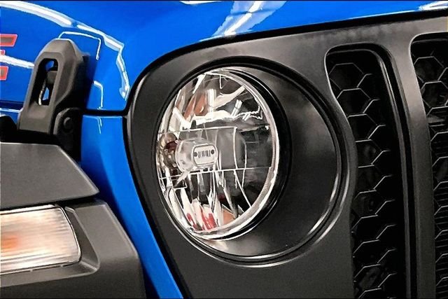 Used 2021 Hydro Blue Pearlcoat Jeep Mojave image 35
