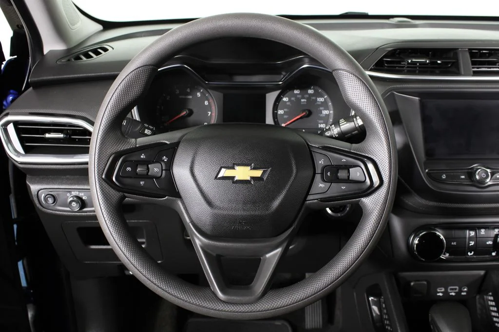 Used 2022 Blue Glow Metallic Chevrolet LT image 20