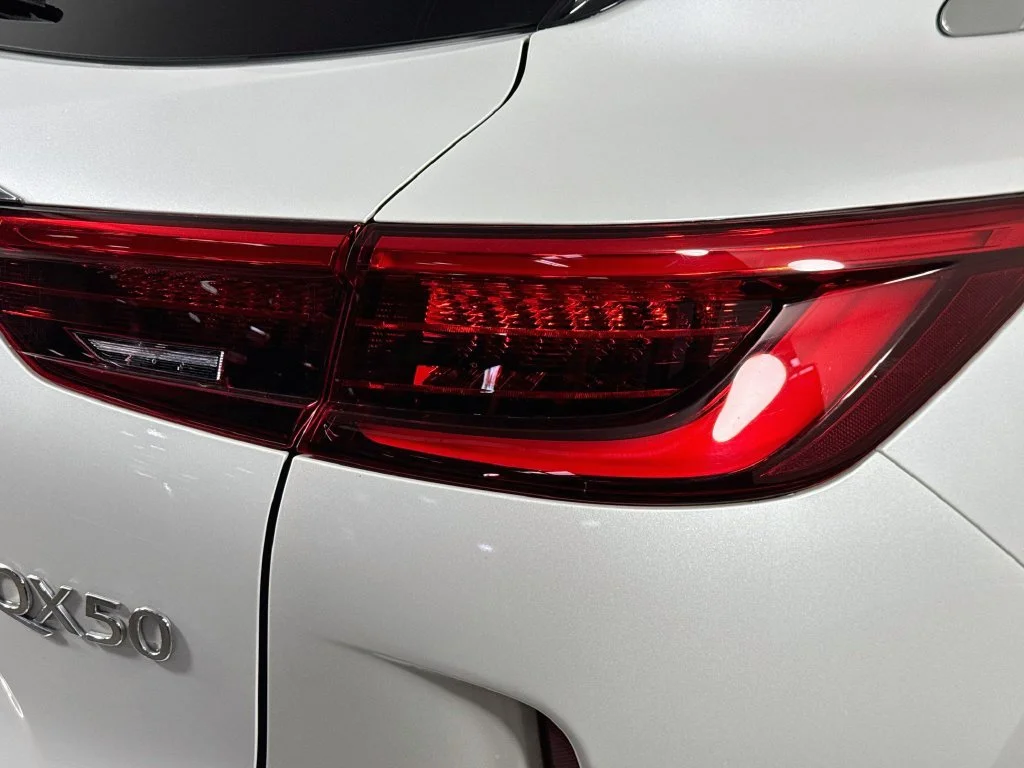 Certified Used 2023 White INFINITI Sensory image 37