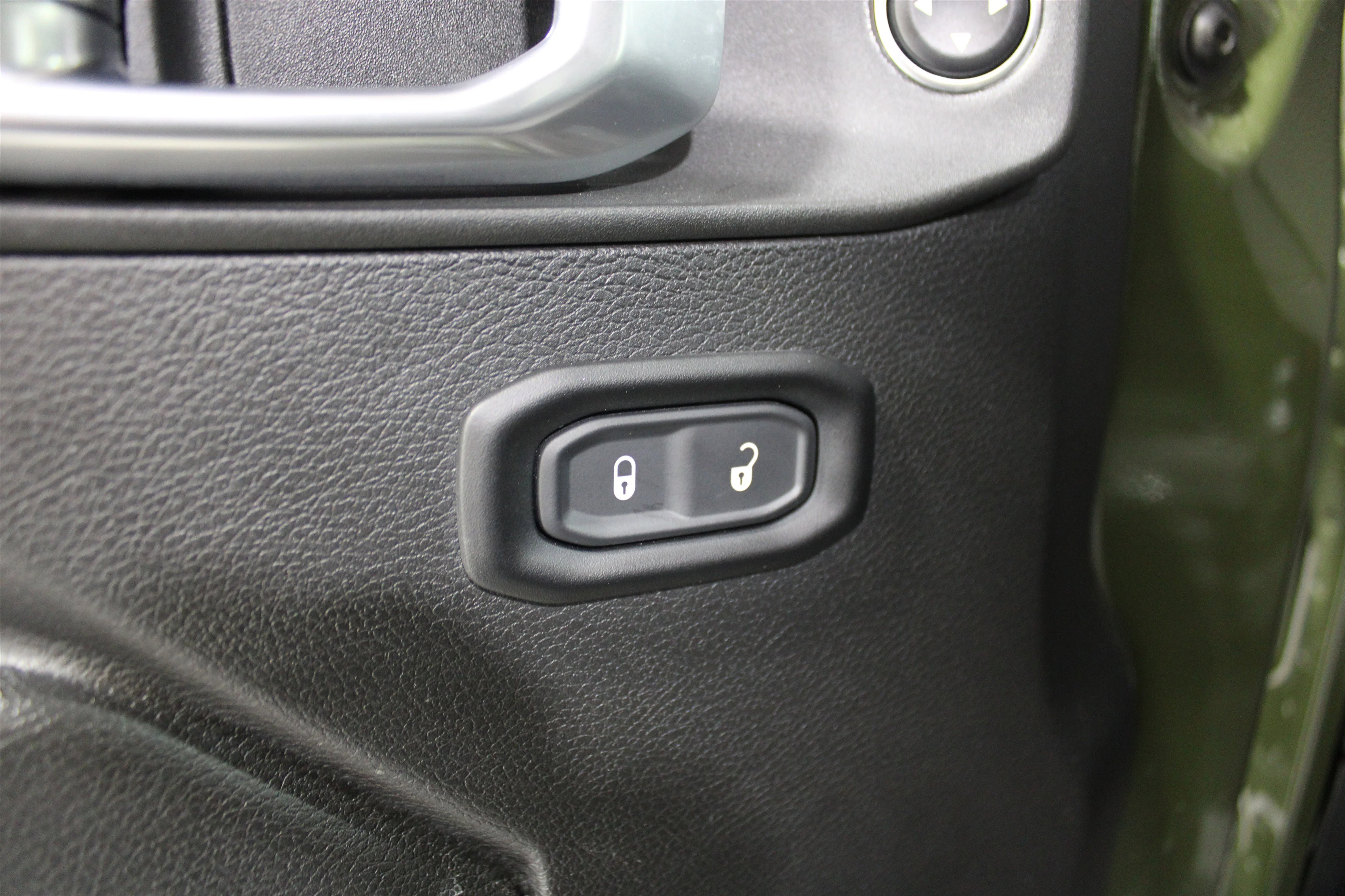 2024 Jeep Wrangler 4xe Willys 4XE - Photo 8