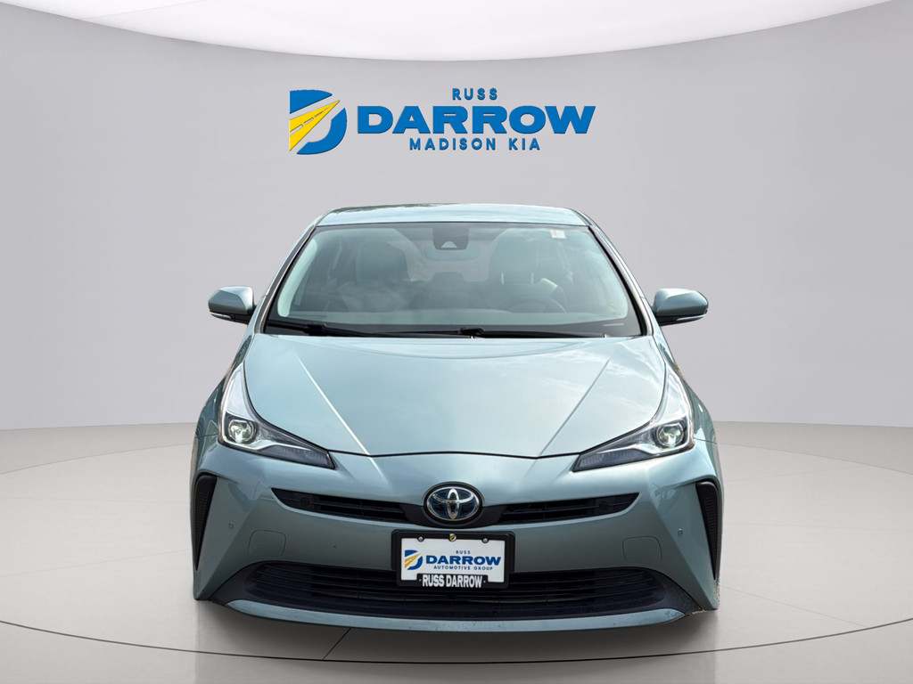 Used 2022 Pearl Toyota LE image 8