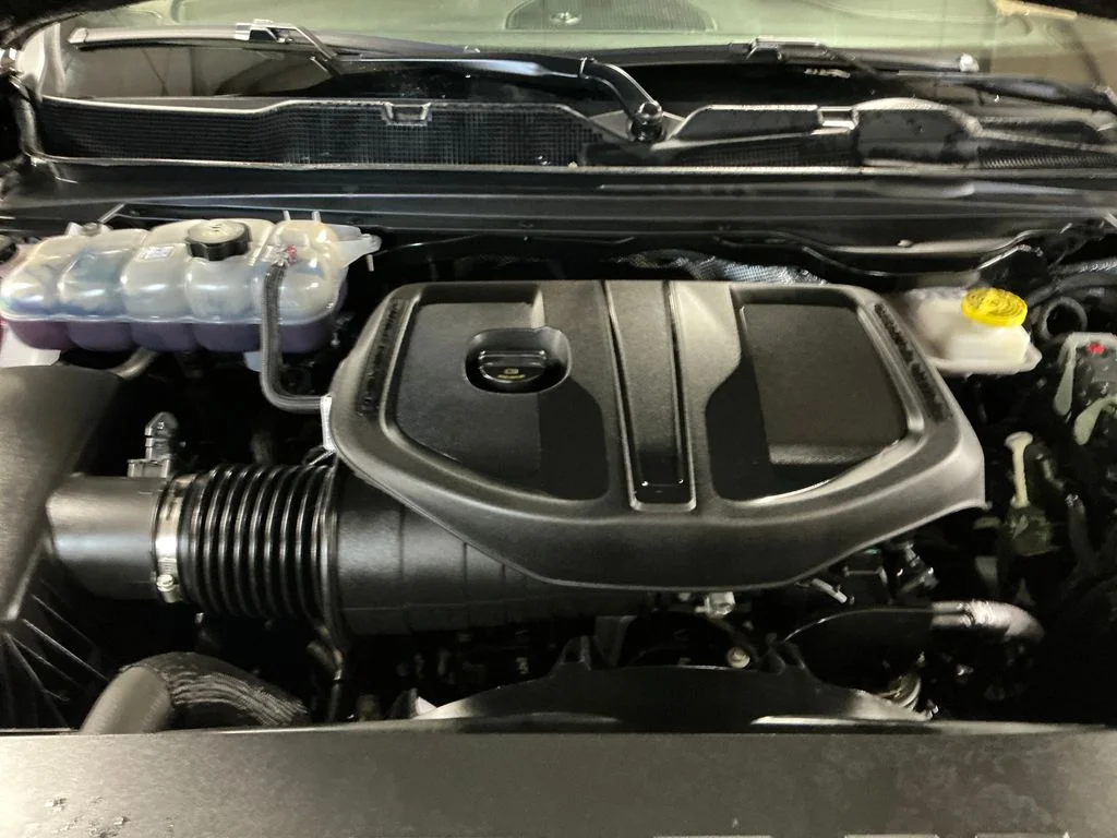 Certified Used 2025 Black Ram Laramie image 10