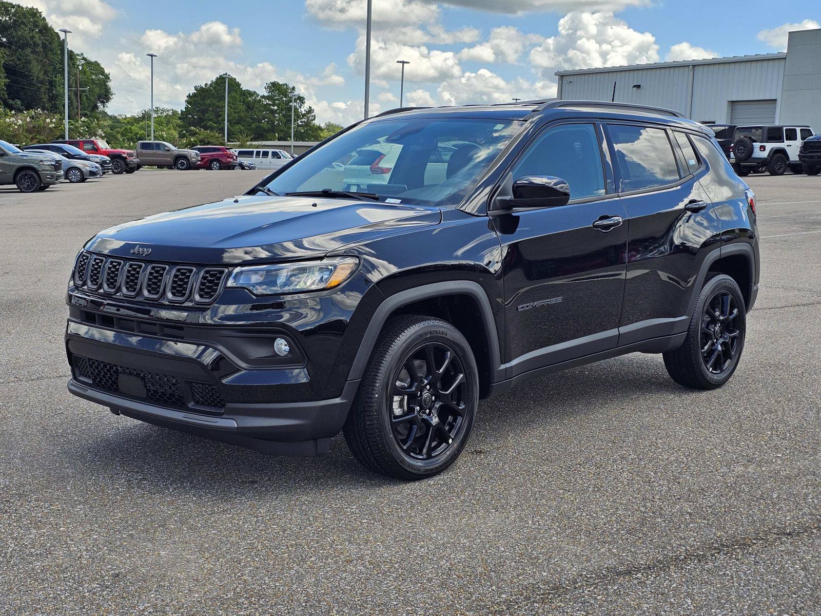 New 2026 Diamond Black Crystal Pearlcoat Jeep Latitude Altitude image 1