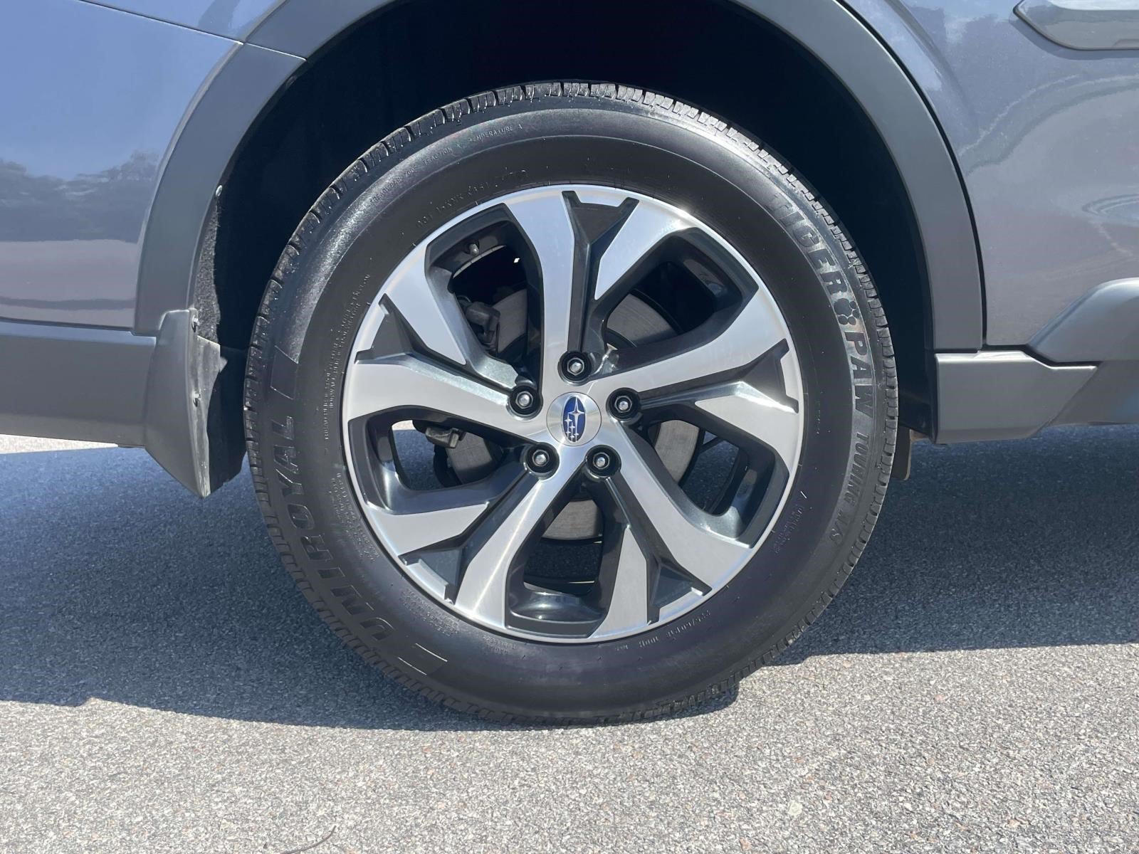 Used 2022 Magnetite Gray Metallic Subaru Limited image 7