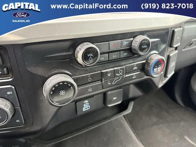Used 2025 White Ford XLT image 29
