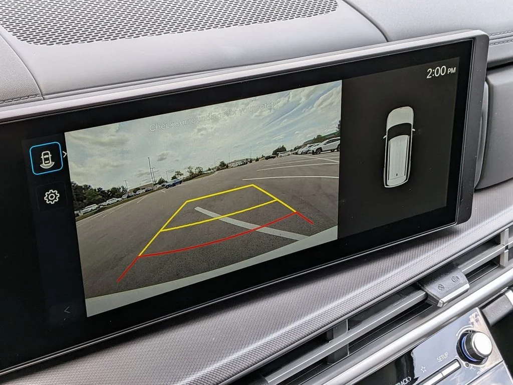 New 2026 White Hyundai SE image 19