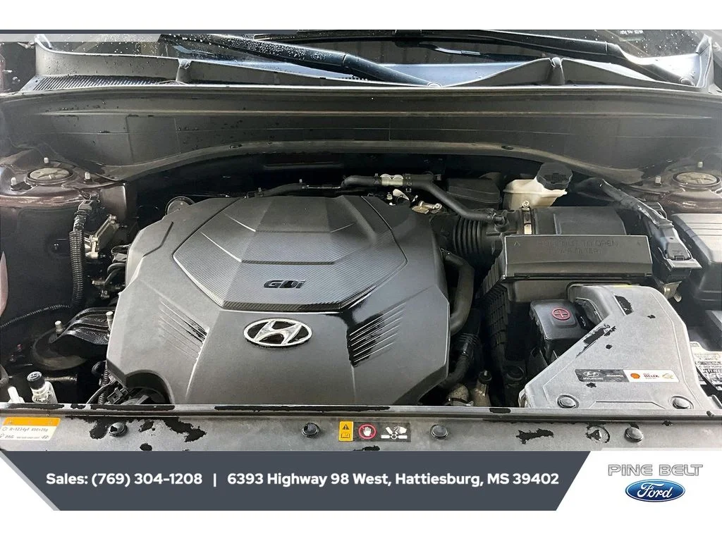 Used 2024 Sierra Burgundy Hyundai Calligraphy image 8