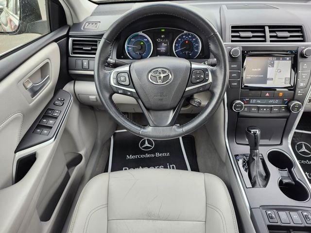 Used 2015 Gray Toyota XLE image 14