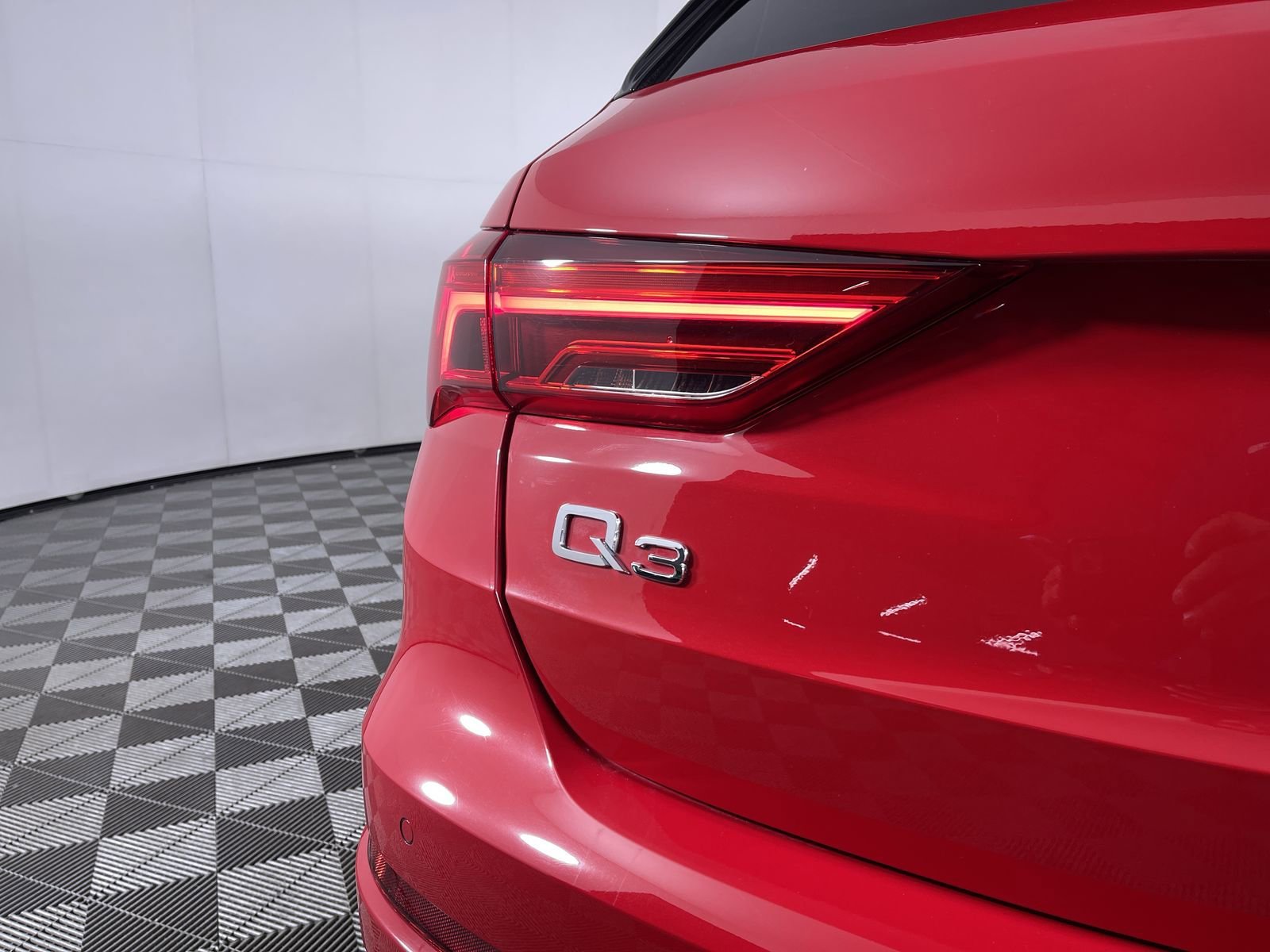 2022 Audi Q3 Premium Plus - Photo 23