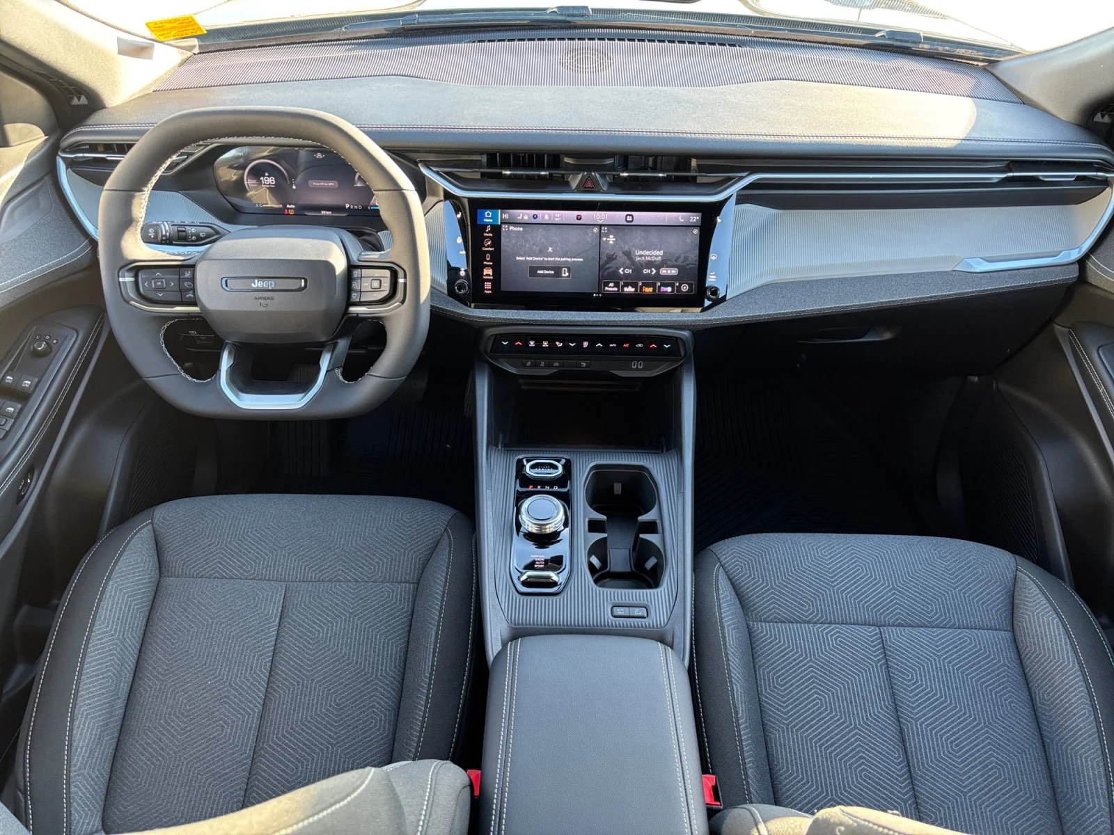 New 2026 STING GREY Jeep Laredo image 12