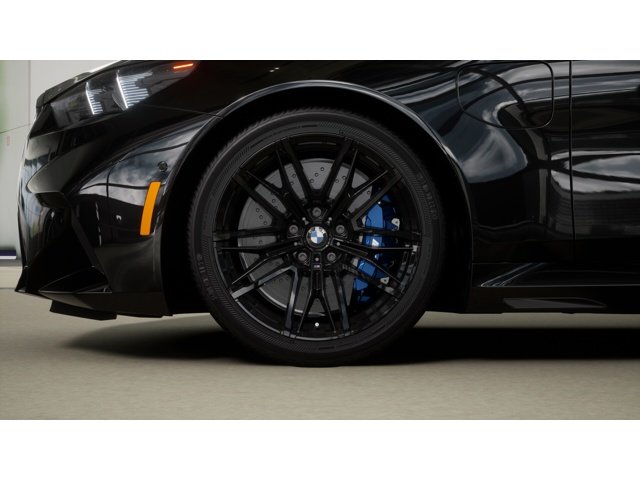 New 2027 Black BMW M5 image 7