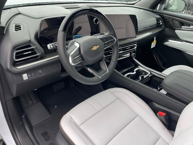 New 2026 Polar White Tricoat Chevrolet High Country image 18