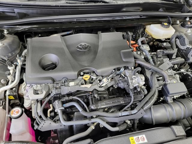 Used 2025 Black Toyota XLE image 34