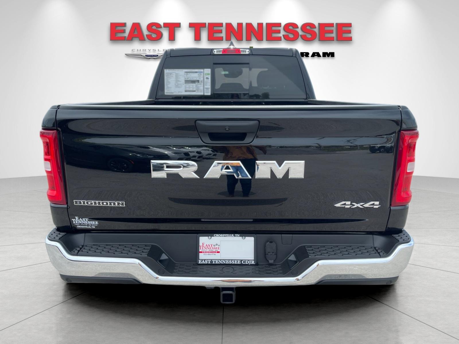New 2026 Diamond Black Crystal Pearl-Coat Exterior Paint RAM Big Horn/Lone Star image 4