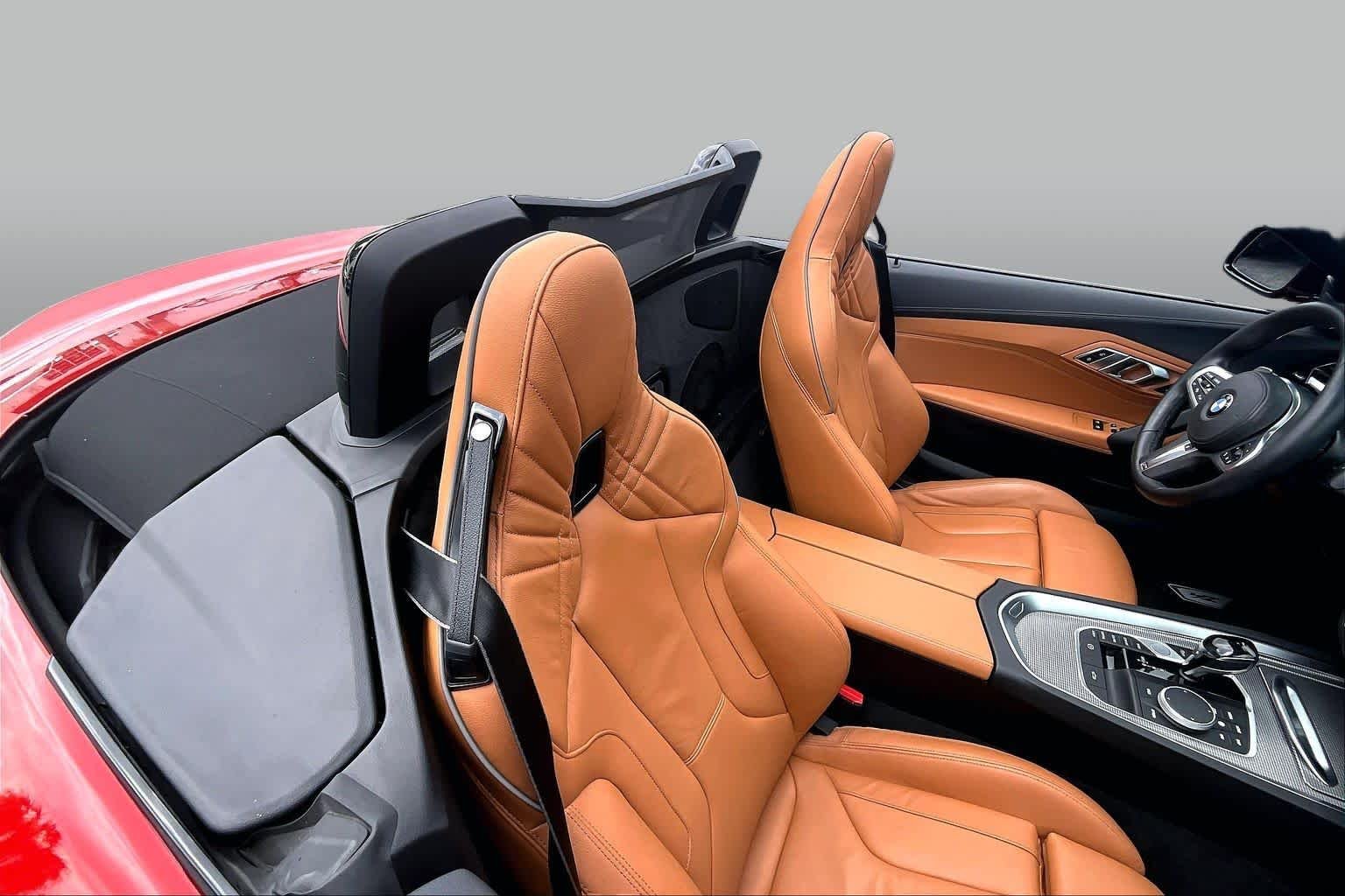 Used 2021 San Francisco Red Metallic BMW sDriveM40i image 20