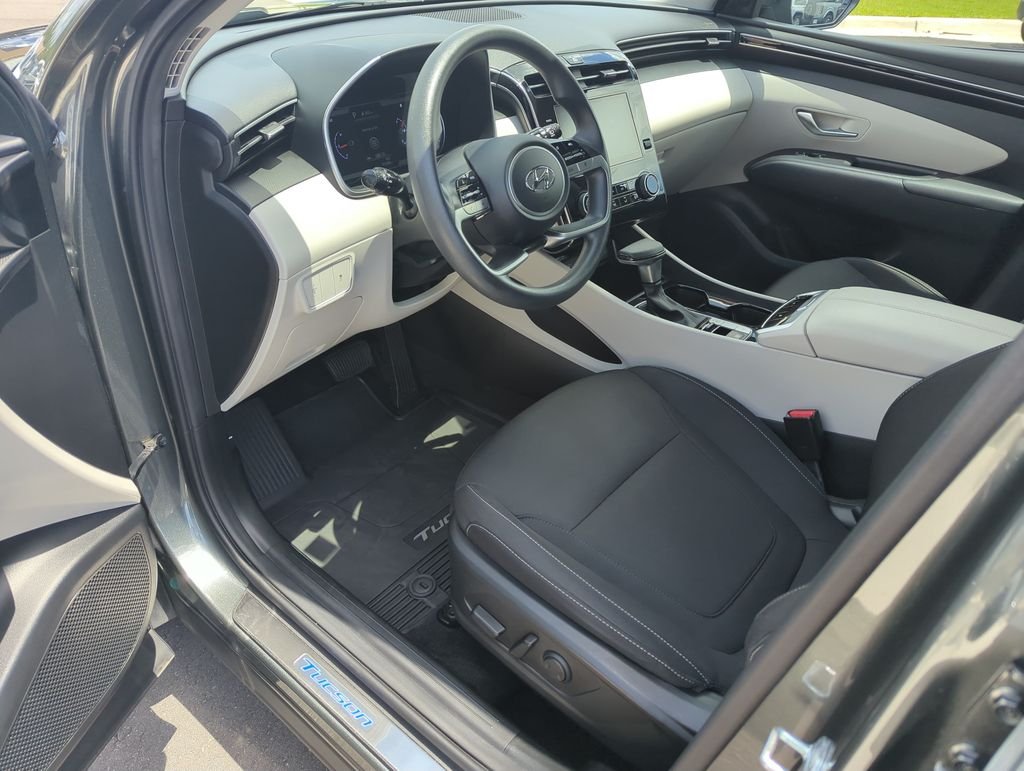 Used 2022 Gray Hyundai SEL image 11
