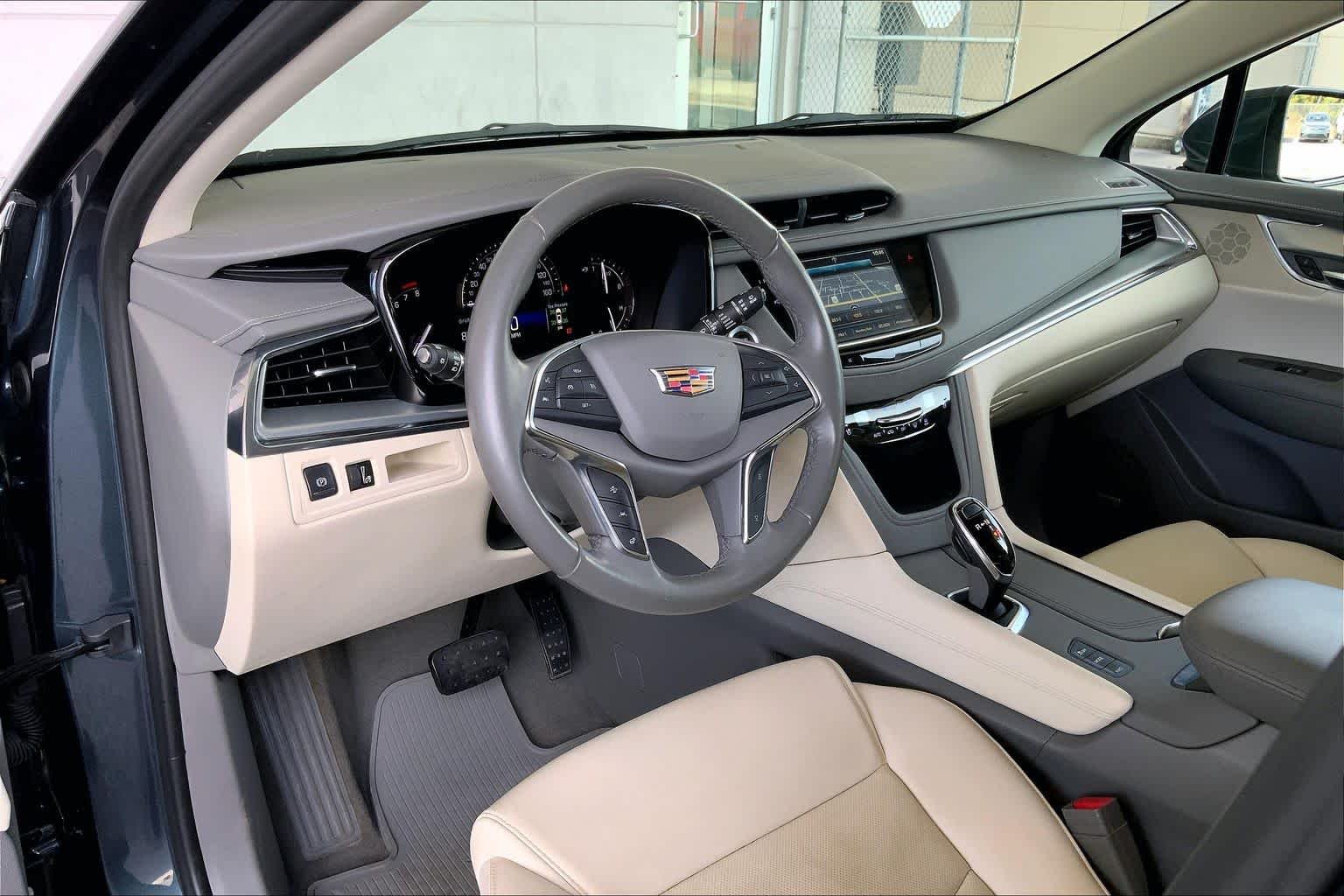 Used 2019 Shadow Metallic Cadillac Premium Luxury AWD image 18