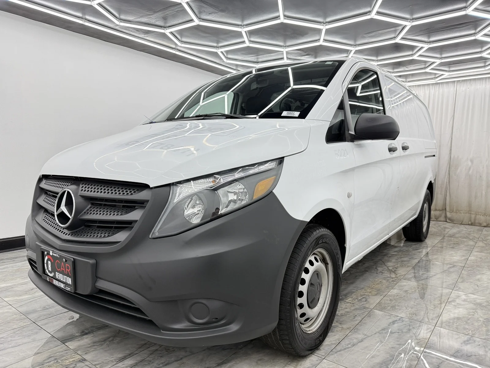 Used 2022 Arctic White Mercedes-Benz  image 3