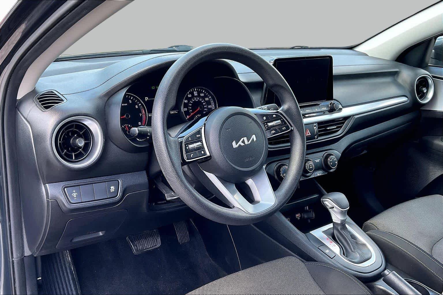 Used 2024 Gravity Gray Kia LXS image 17