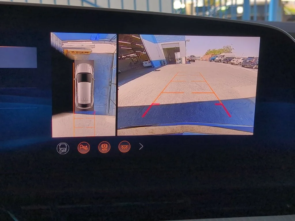 2026 Cadillac OPTIQ Premium Sport - Photo 18