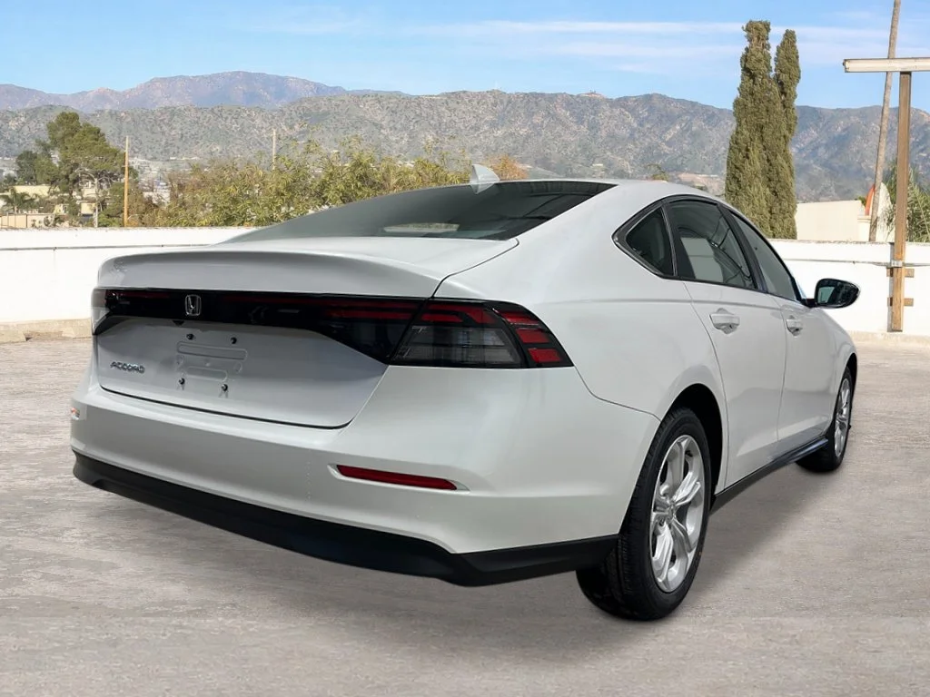 New 2026 Platinum White Pearl Honda LX image 6