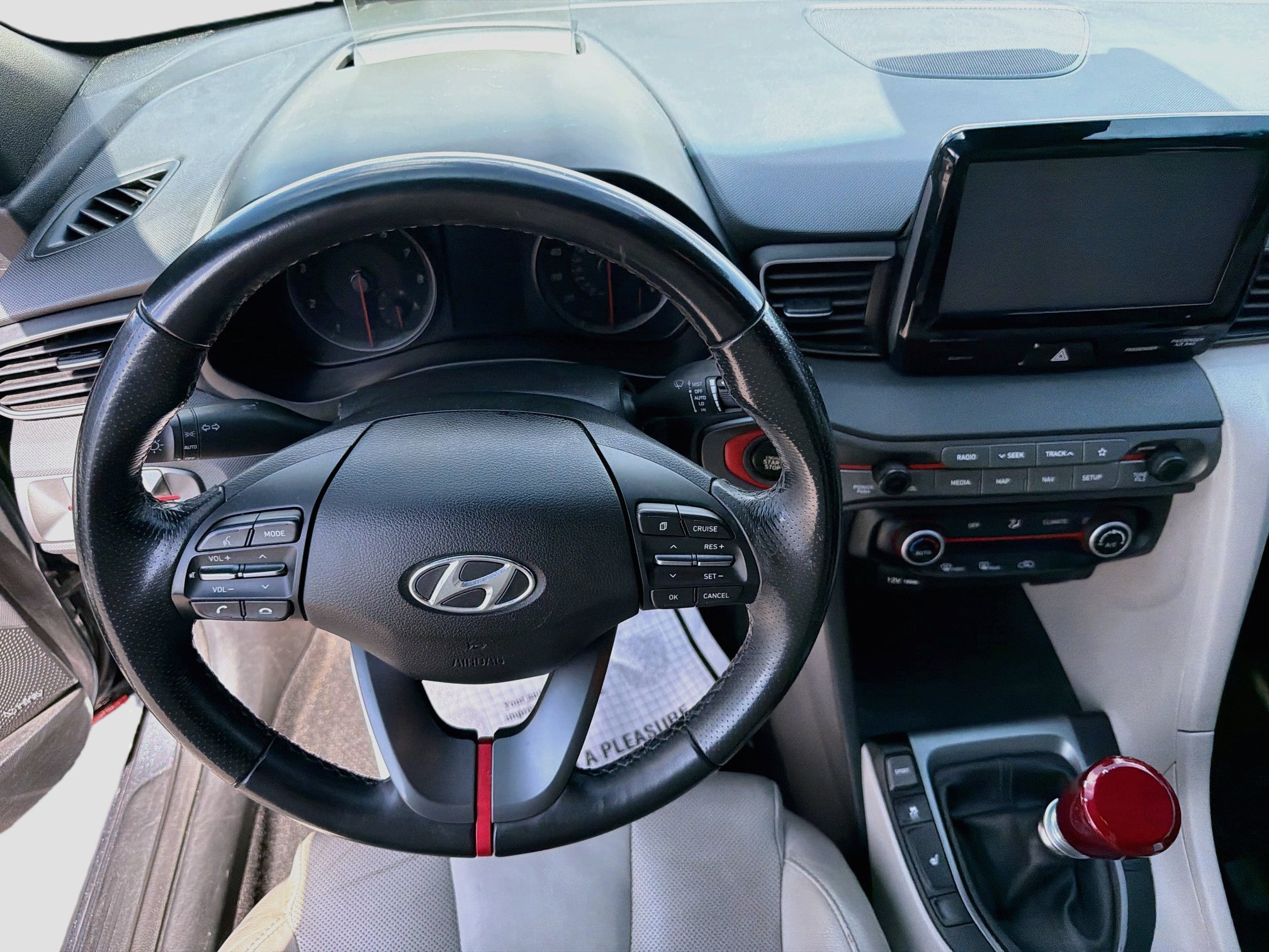 Used 2019 Thunder Gray w/Black Roof Hyundai Turbo Ultimate image 14