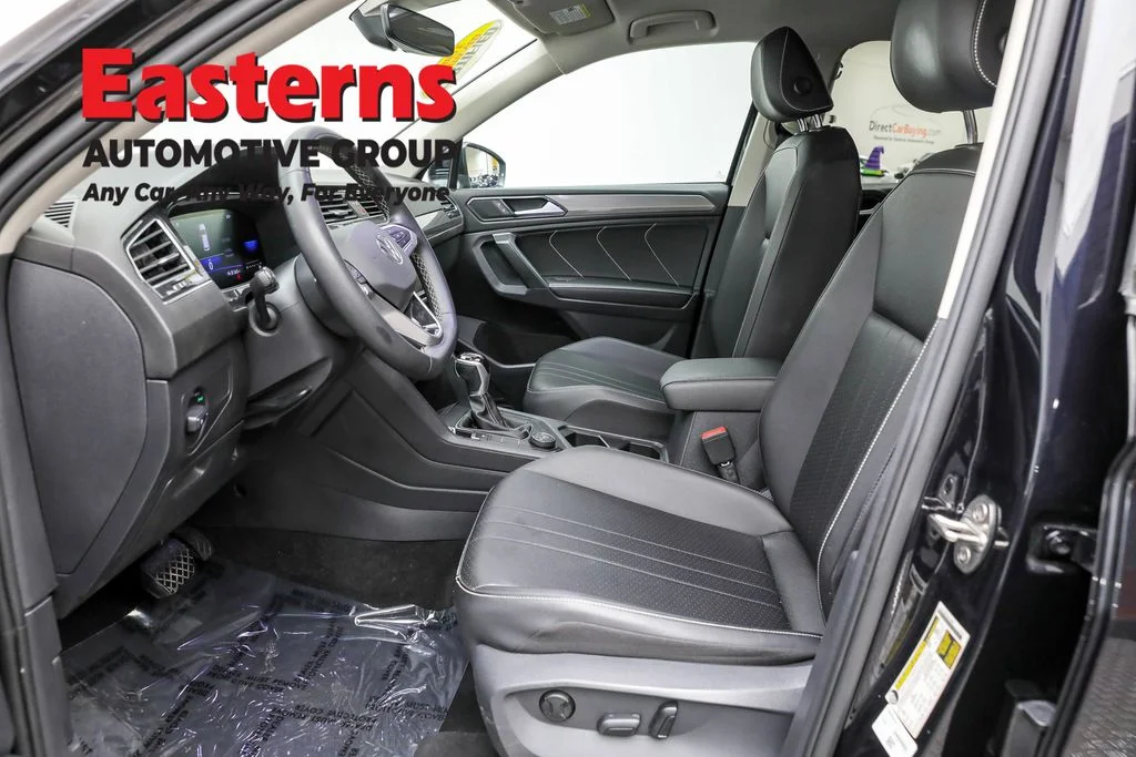 Used 2023 Black Volkswagen 2.0T SE image 14
