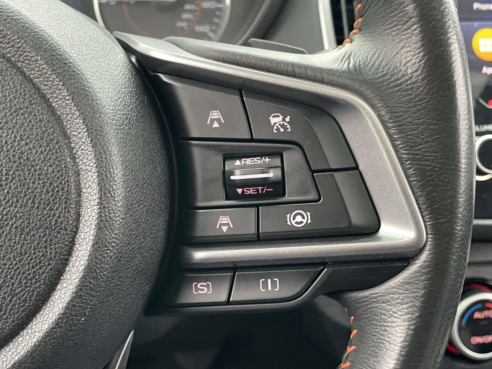 Used 2021 Magnetite Gray Metallic Subaru Limited image 11