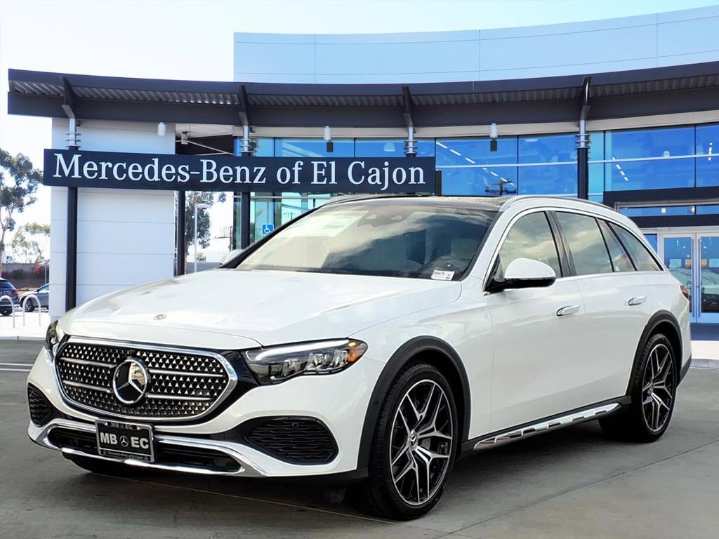 2026 Mercedes-Benz E-Class E450 4MATIC All-Terrain's photo