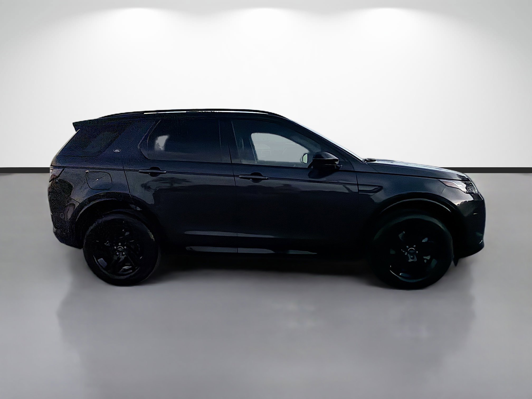 New 2026 Carpathian Grey LAND ROVER  image 6