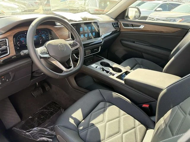 New 2026 Silver Volkswagen 2.0T SE image 14
