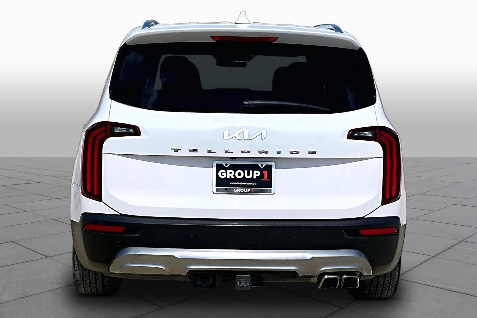 Used 2022 GLAC WHITE Kia SX image 5