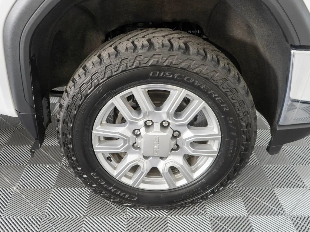 Used 2020 Summit White GMC SLT image 34