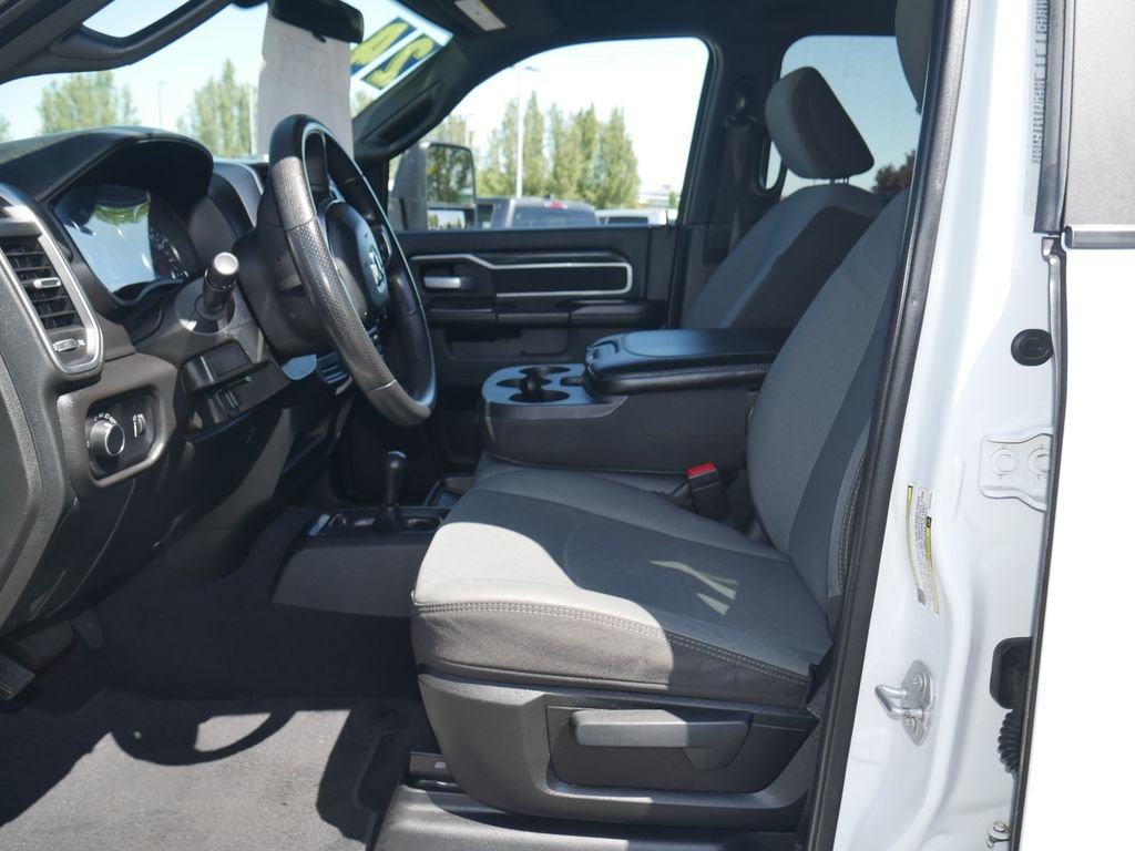 Used 2024 White Ram SLT image 29