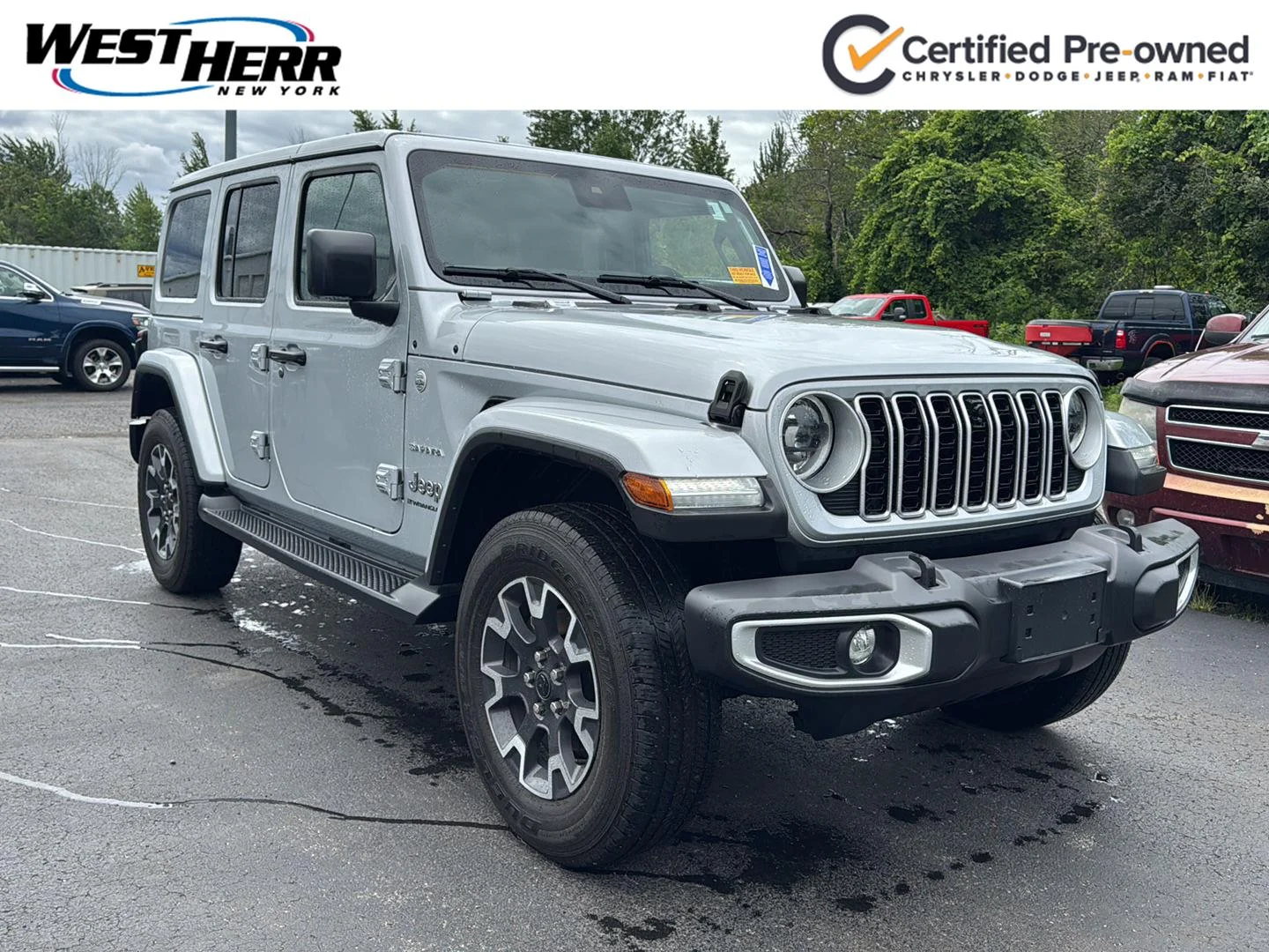 Used 2024 Silver Zynith Clearcoat Jeep Sahara image 1