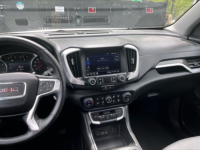 Used 2024 White GMC SLT image 6