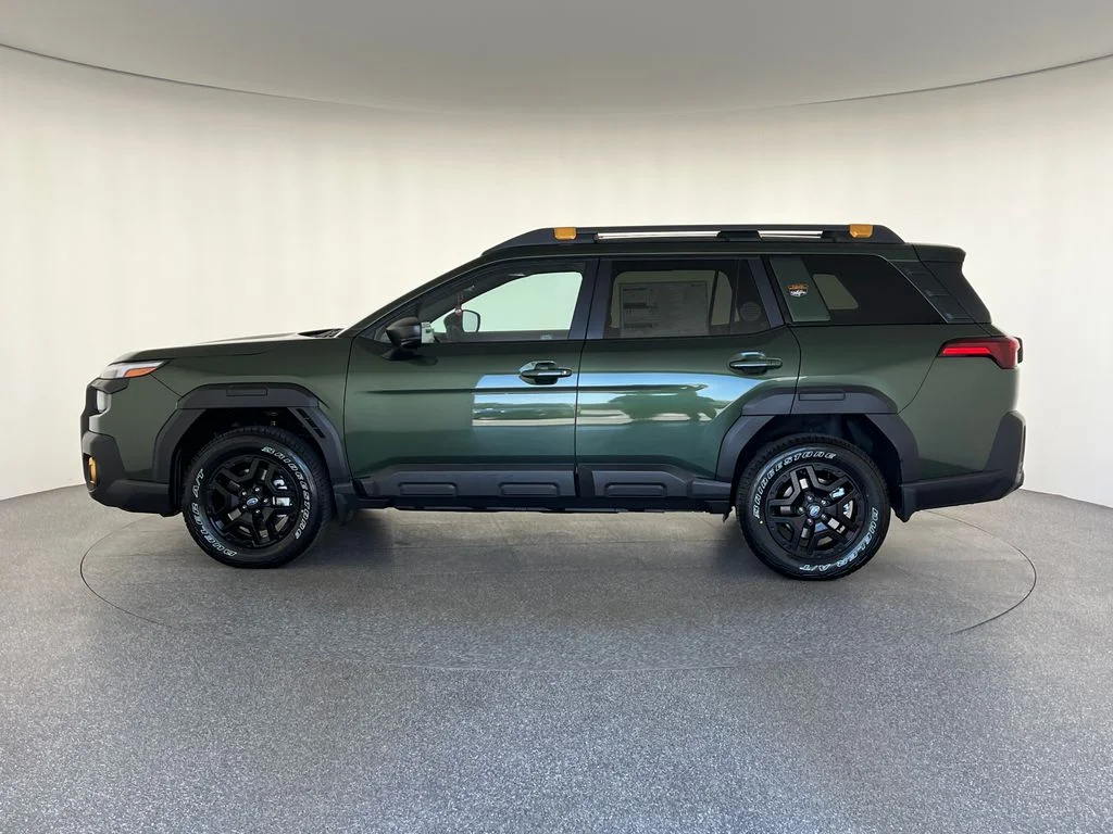 New 2026 DEEP EMERALD GREEN PEARL Subaru Wilderness image 8