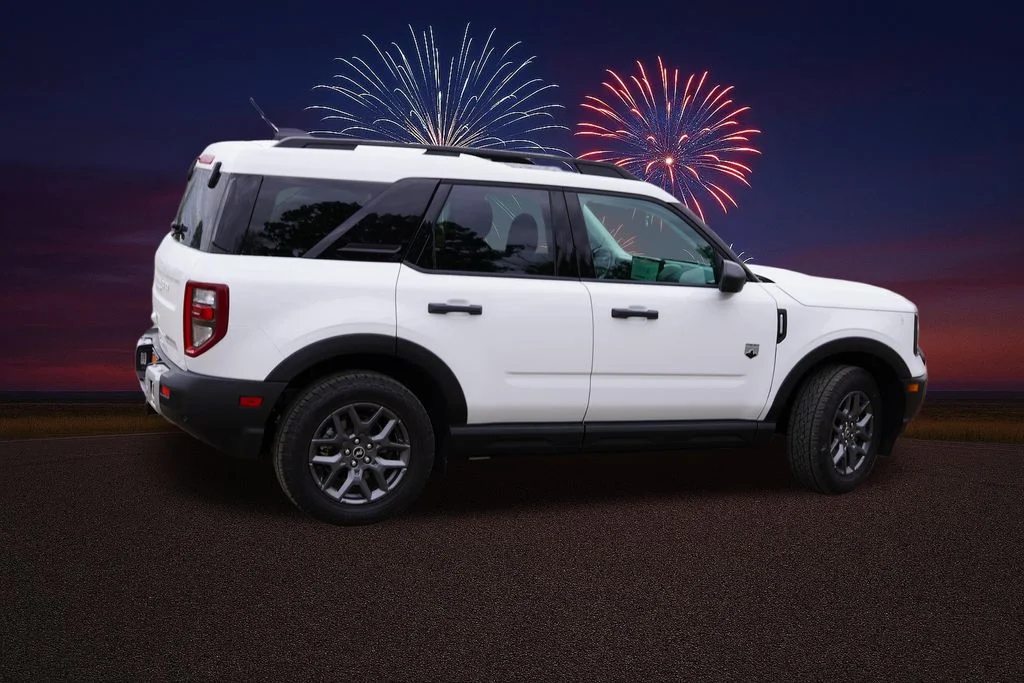 Certified Used 2025 Oxford White Ford Big Bend image 4