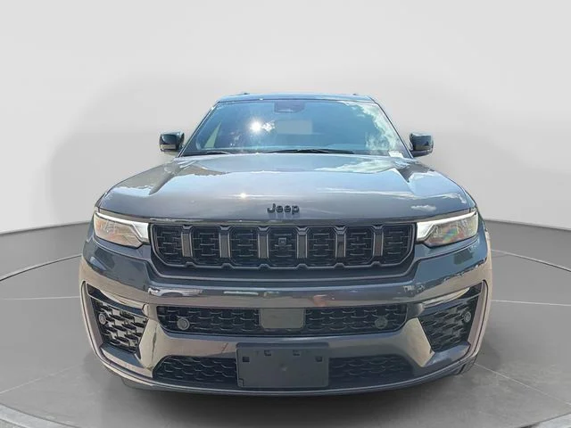 New 2026 Baltic Gray Metallic Clear-Coat Exterior Paint Jeep Summit image 9