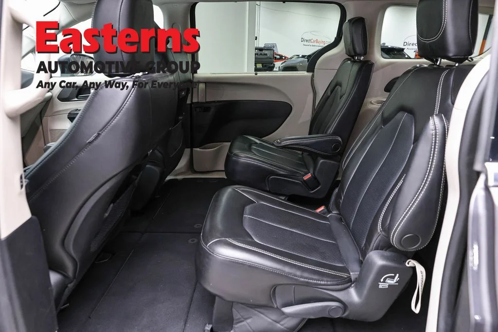 Used 2023 Gray Chrysler Touring L image 22